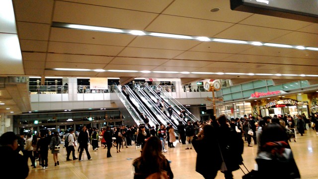 名古屋駅コンコース金時計