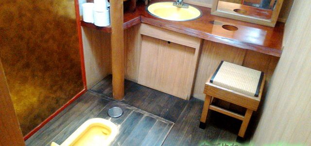 岐阜でお茶ならドライブイン「七宗御殿」殿様姫様気分のひのきトイレ 岐阜でお茶ならドライブイン「七宗御殿」殿様姫様気分のひのきトイレ