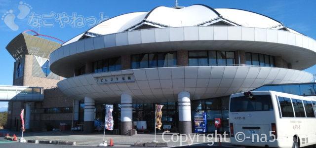 どんぶり会館(道の駅)ランチとソフトに丼付き!美濃焼選びに(岐阜土岐市) どんぶり会館(道の駅)ランチとソフトに丼付き!美濃焼選びに(岐阜土岐市)