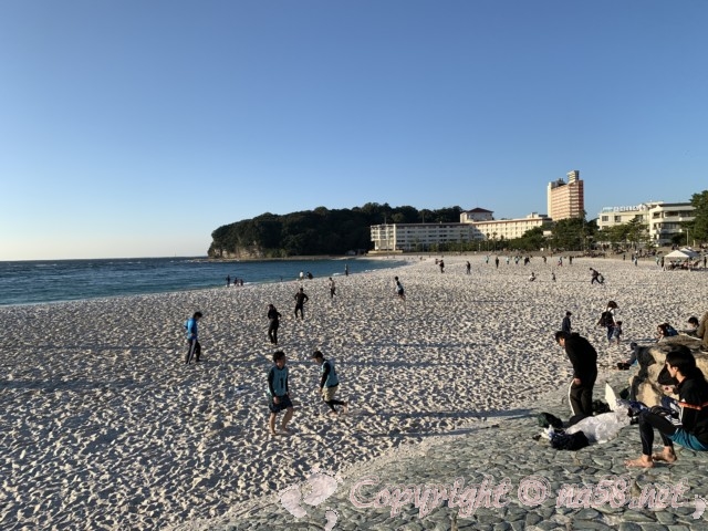 白良浜海水浴場22駐車場の料金 無料は 海開きいつまで 海の家と更衣室 動画あり なごやねっと Na58 Net