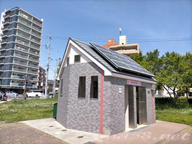 川名公園　災害対応用のトイレ