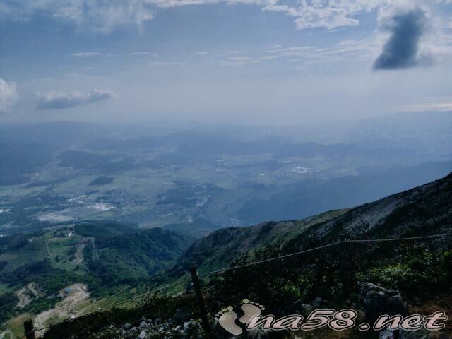 伊吹山　西登山道コースからの景観